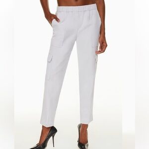 Aritzia Babaton Titan Mid Rise Cargo Pant in White Sz 4
